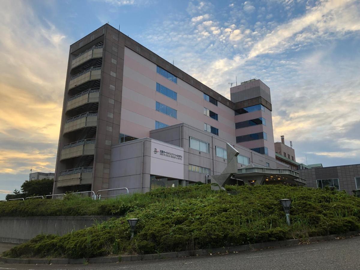 Mikuni Ocean Resort & Hotel Sakai  Exterior photo